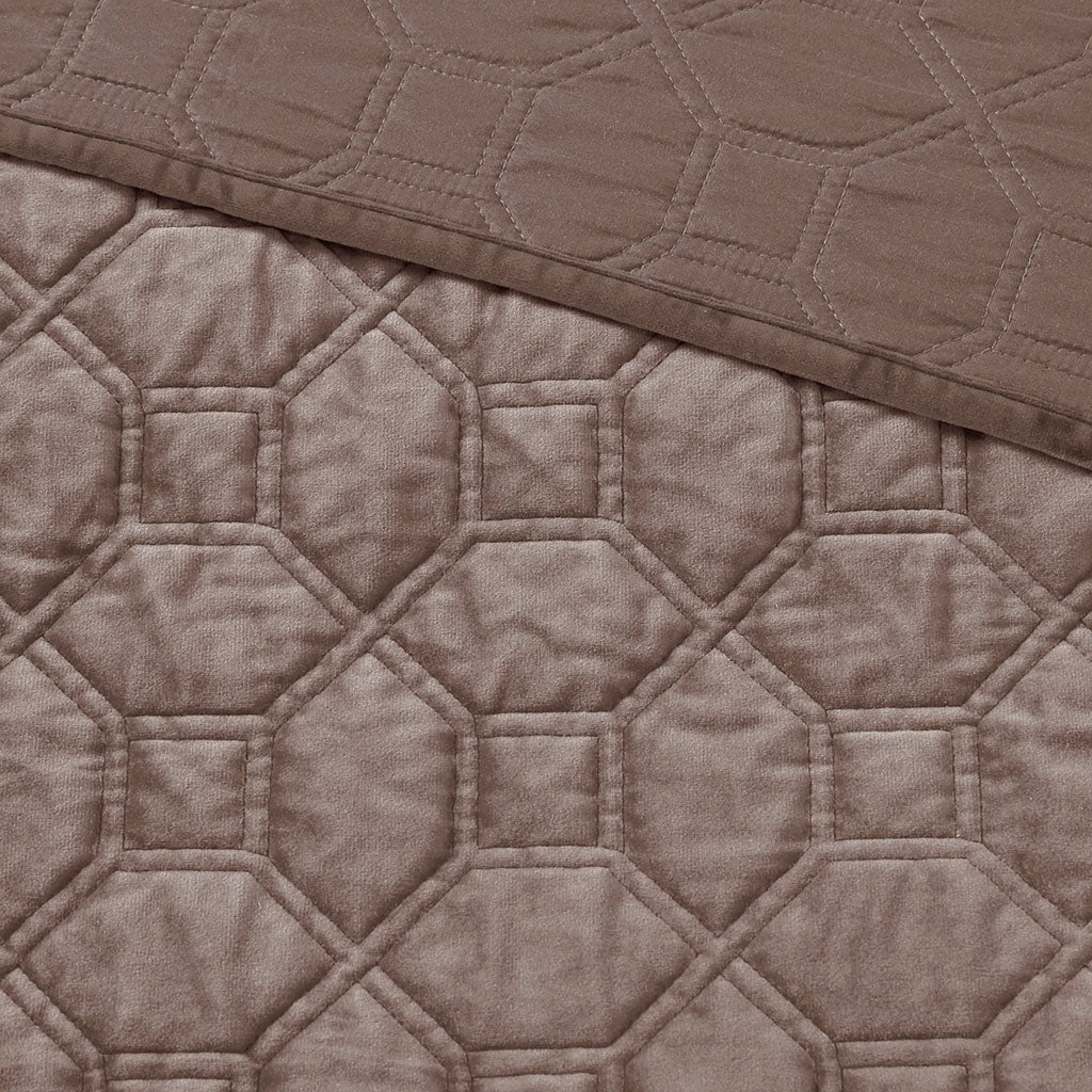 Velvet 3-Piece Quilt Set, Taupe