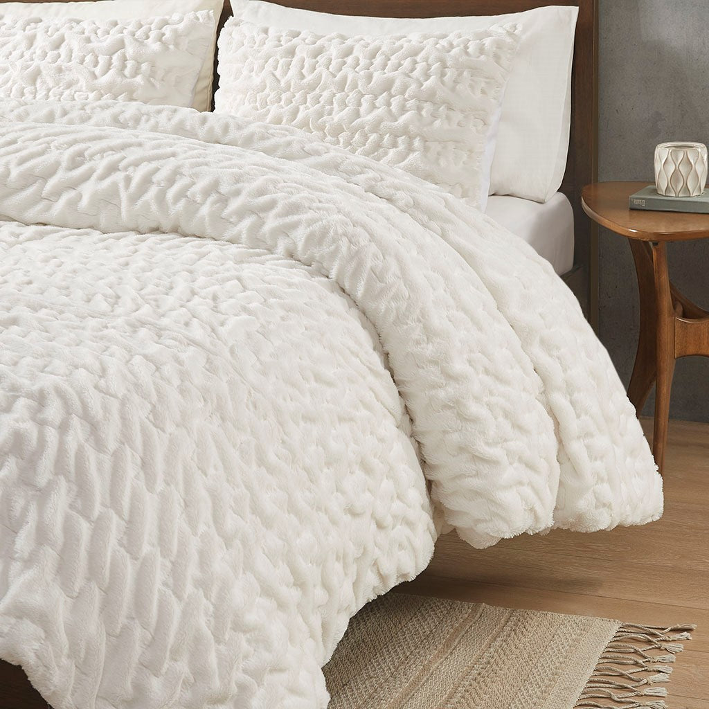 Ruched Faux Fur All-Season Comforter Set, Ivory