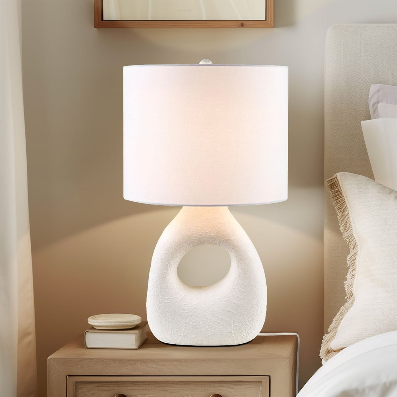 Contemporary White Ceramic Aesthetic Table Lamp