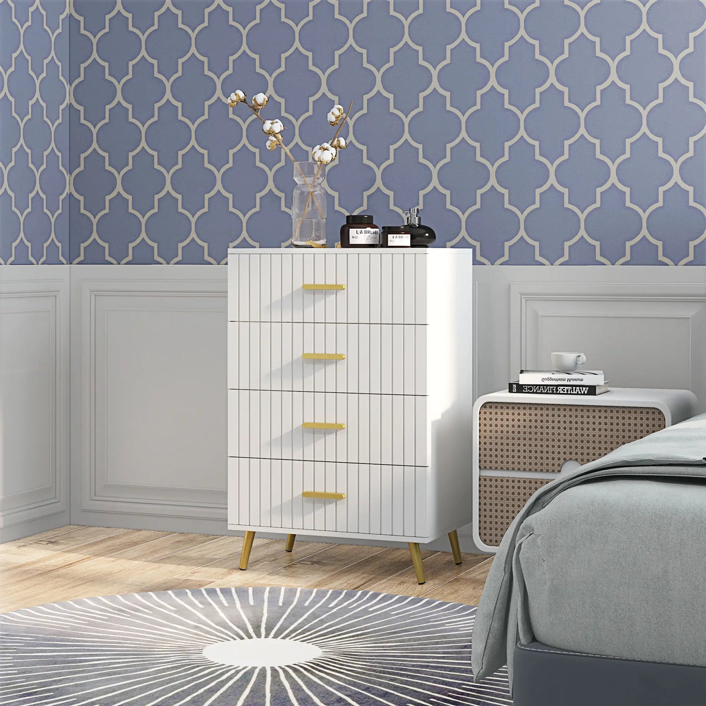 4 Drawer Dresser with Aluminium Legs and Gold Handles, White