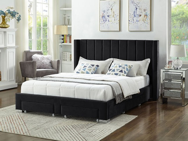 Black Dream Bed (Creme Velvet) in QUEEN/KING