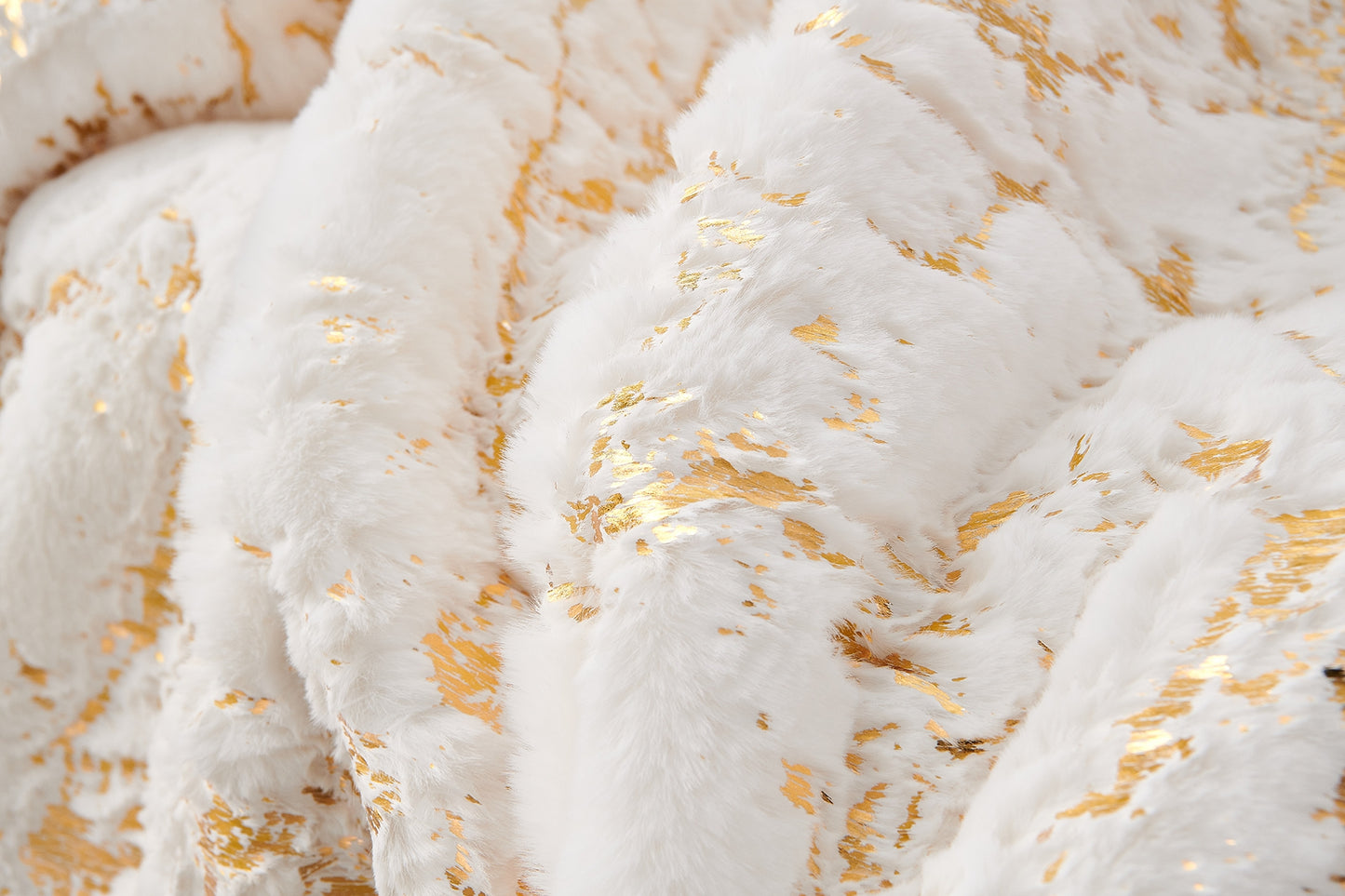 Luxury Chinchilla Faux Fur White & Gold Throw Blanket 50"x60