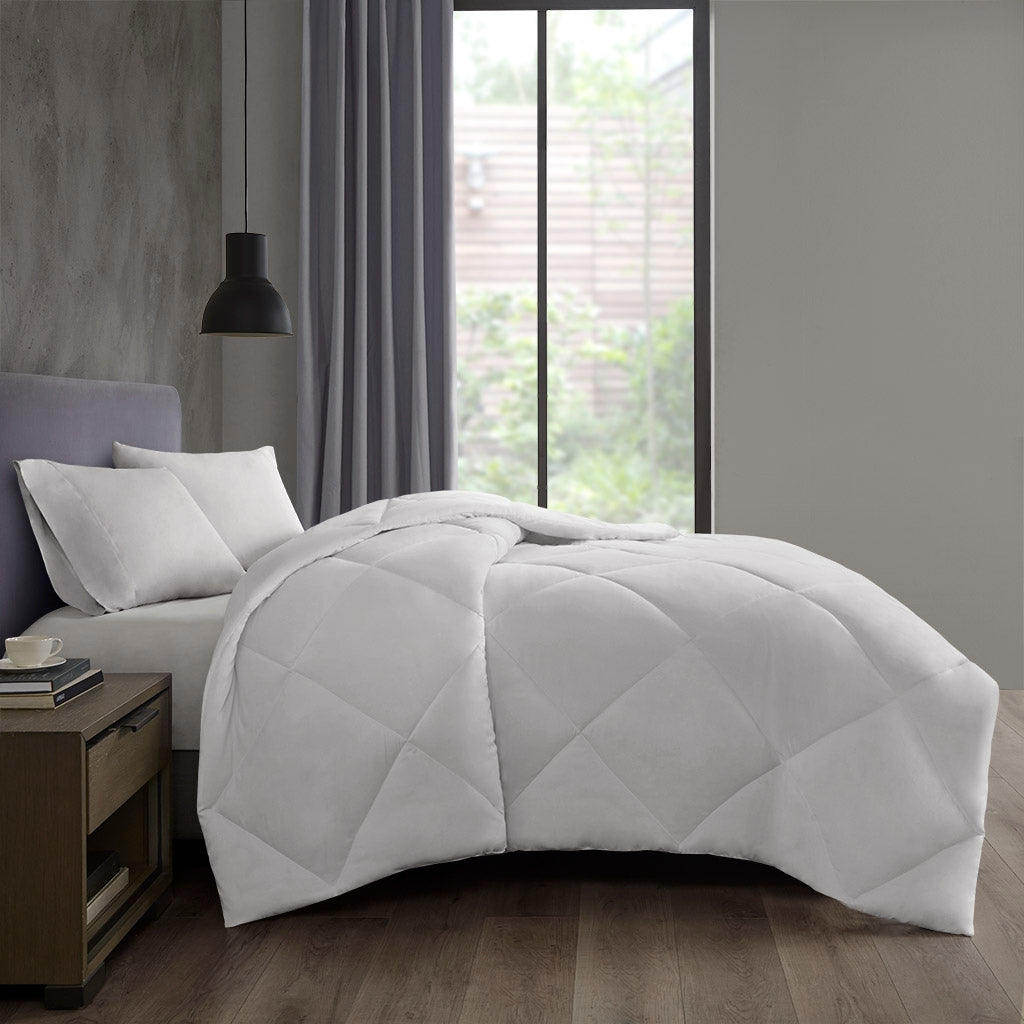 Oversized Comforter with Heiq Smart Temp Treatment