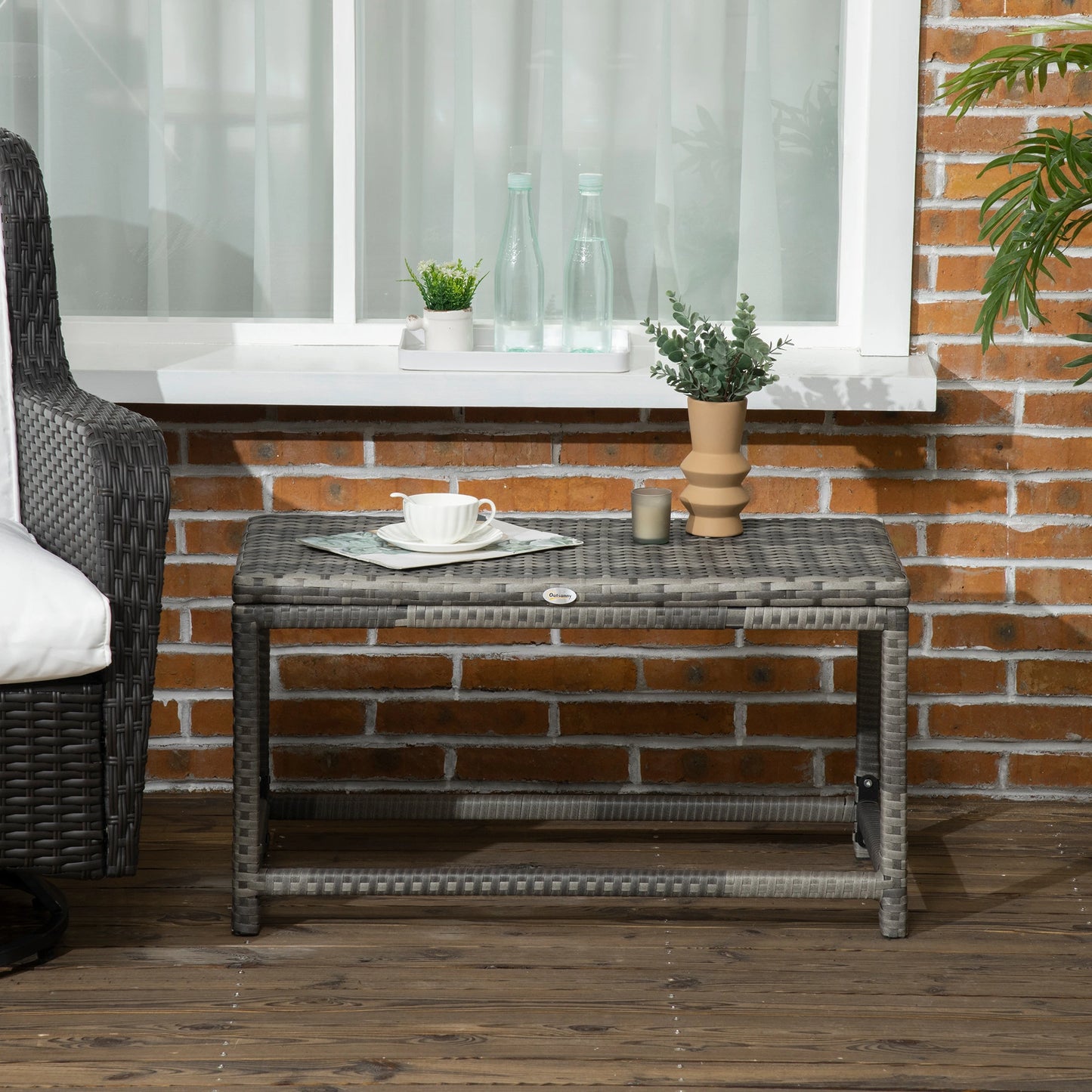 Patio Rattan End Table, Outdoor Side Table with Full Woven Table Top for Garden, Balcony, Mixed Grey